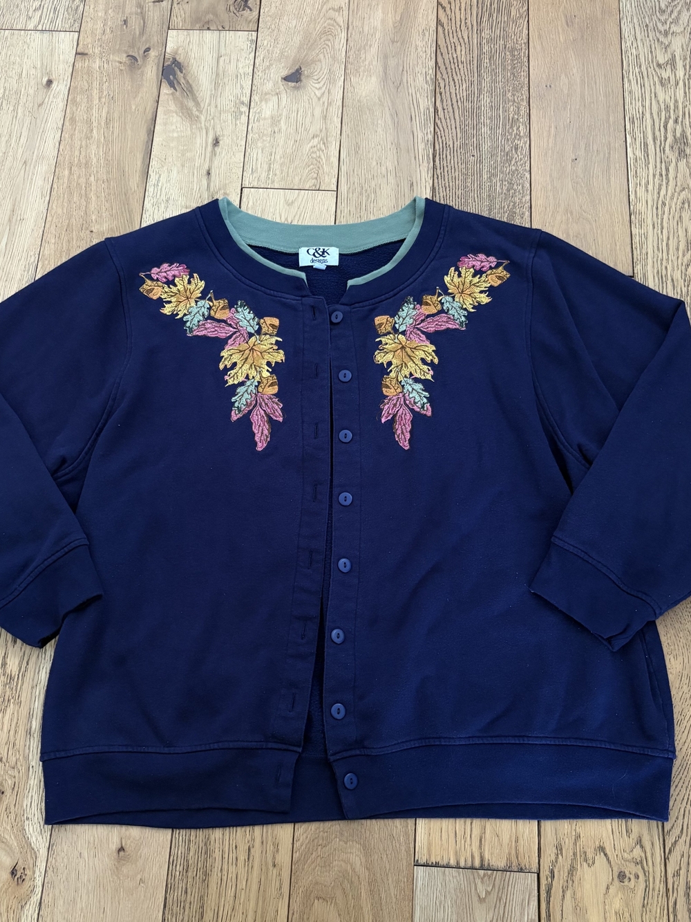 VTG fall autumn ladies oversized button up sweater leave embroidery old lady 3xl